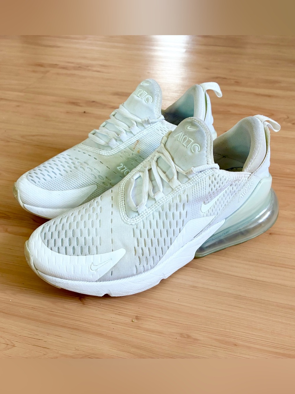 Nike Air Max 270 React White with Icy Green Accents Kid 7Y Women 8.5 US